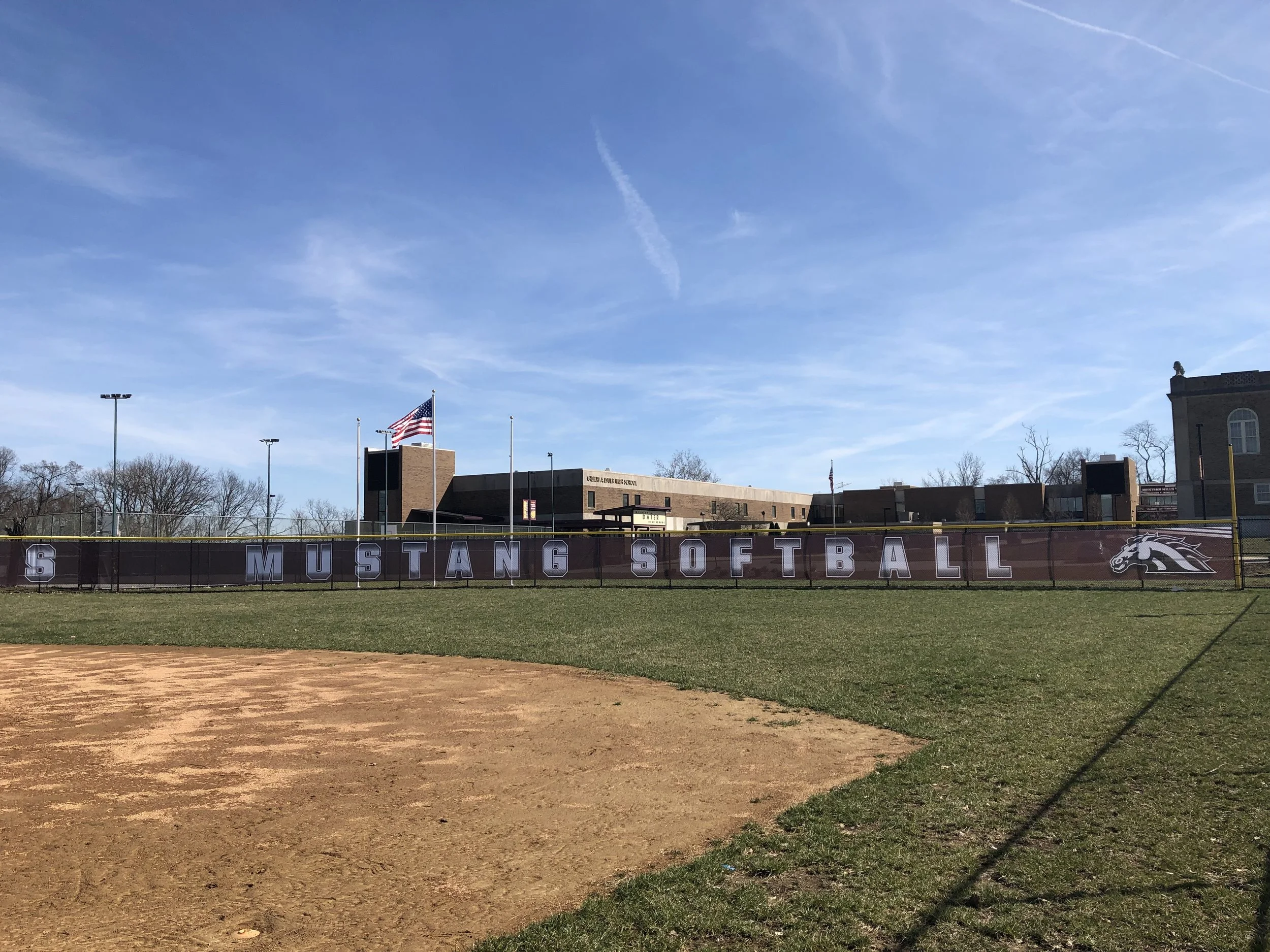 SOFTBALL FIELD WINDSCREEN