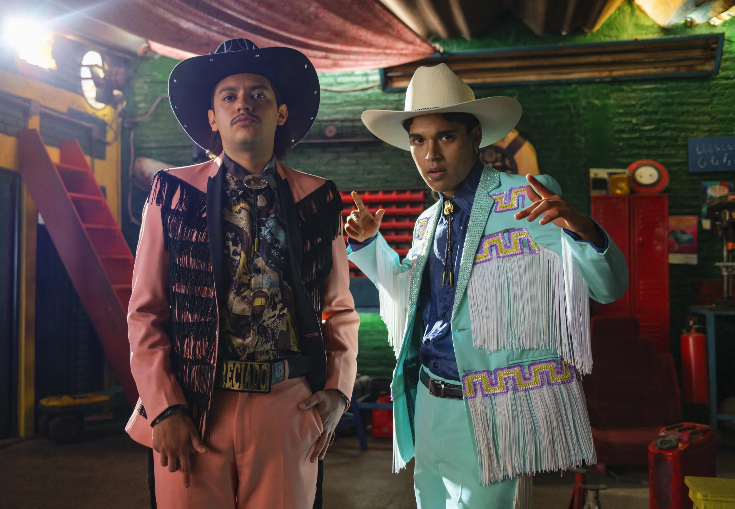 LOS CASI IDOLOS DE BAHIA COLORADA1.jpeg