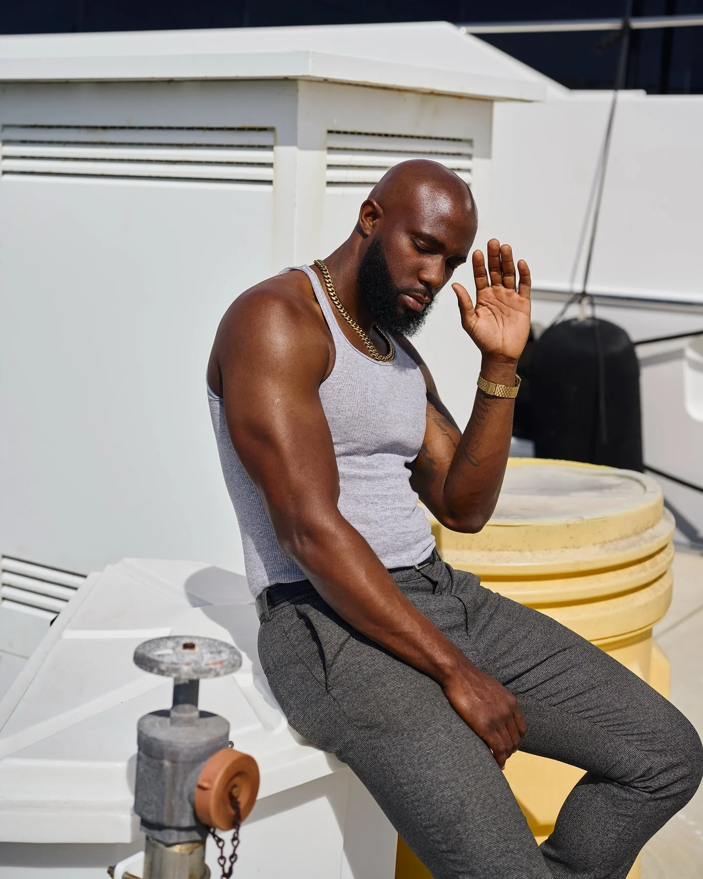 ✊🏾@bradlyjac 
.
.
#naplesfloridaphotographer 
#fashionforeveryone #fashionformen #fashionrevolution #mensstyleguide #menswithclass #fashionman #fashionmenswear #mensjewelry #menswithclass #mensfashiontrends #gentlemanstyle #gentlemansclub #gentleman