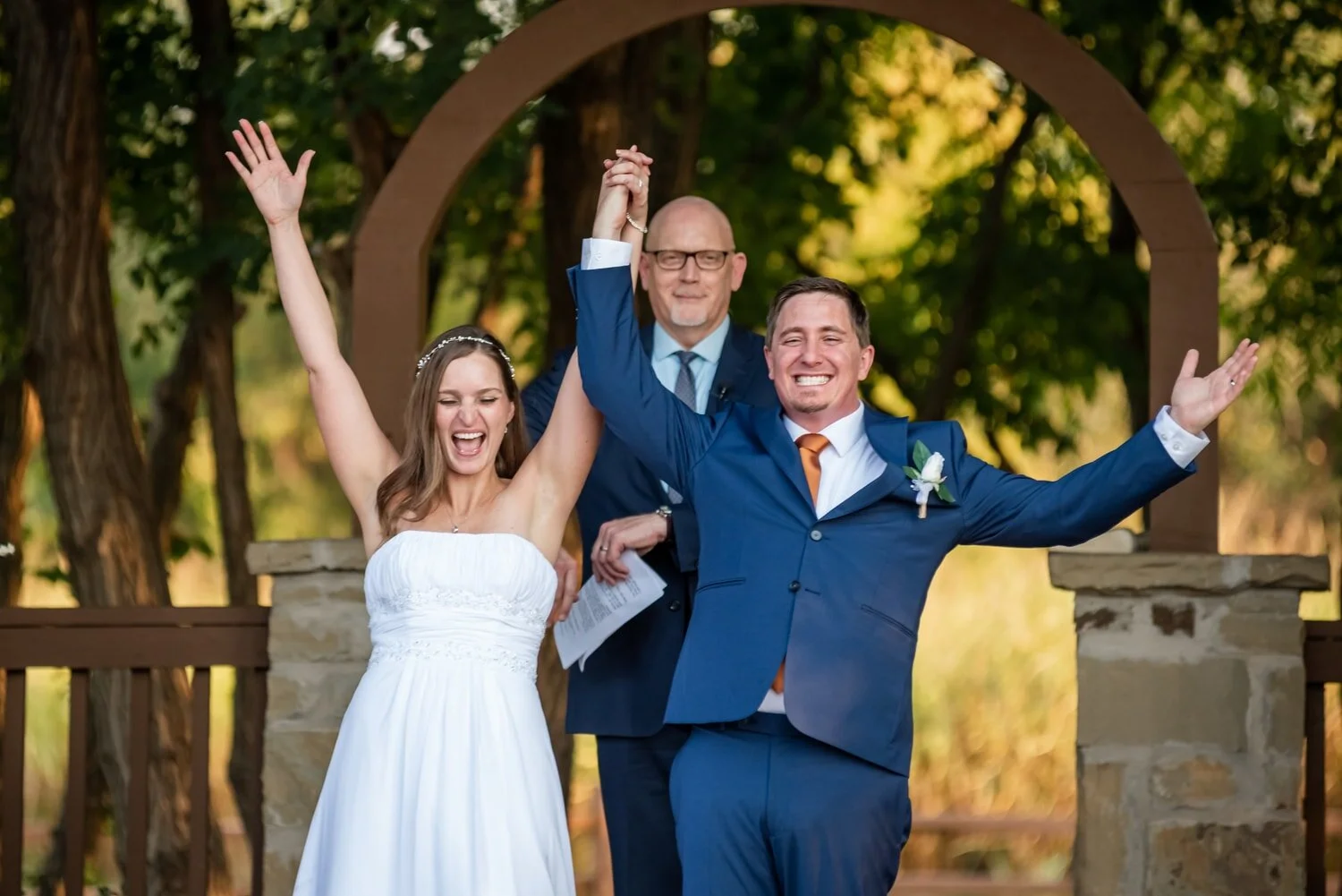wedding-photographer-photography-okc-edmond-oklahoma-city-beautiful-bride-groom-ceremony-springs-venue-happy-celebrating-chadandbriephotography.jpg