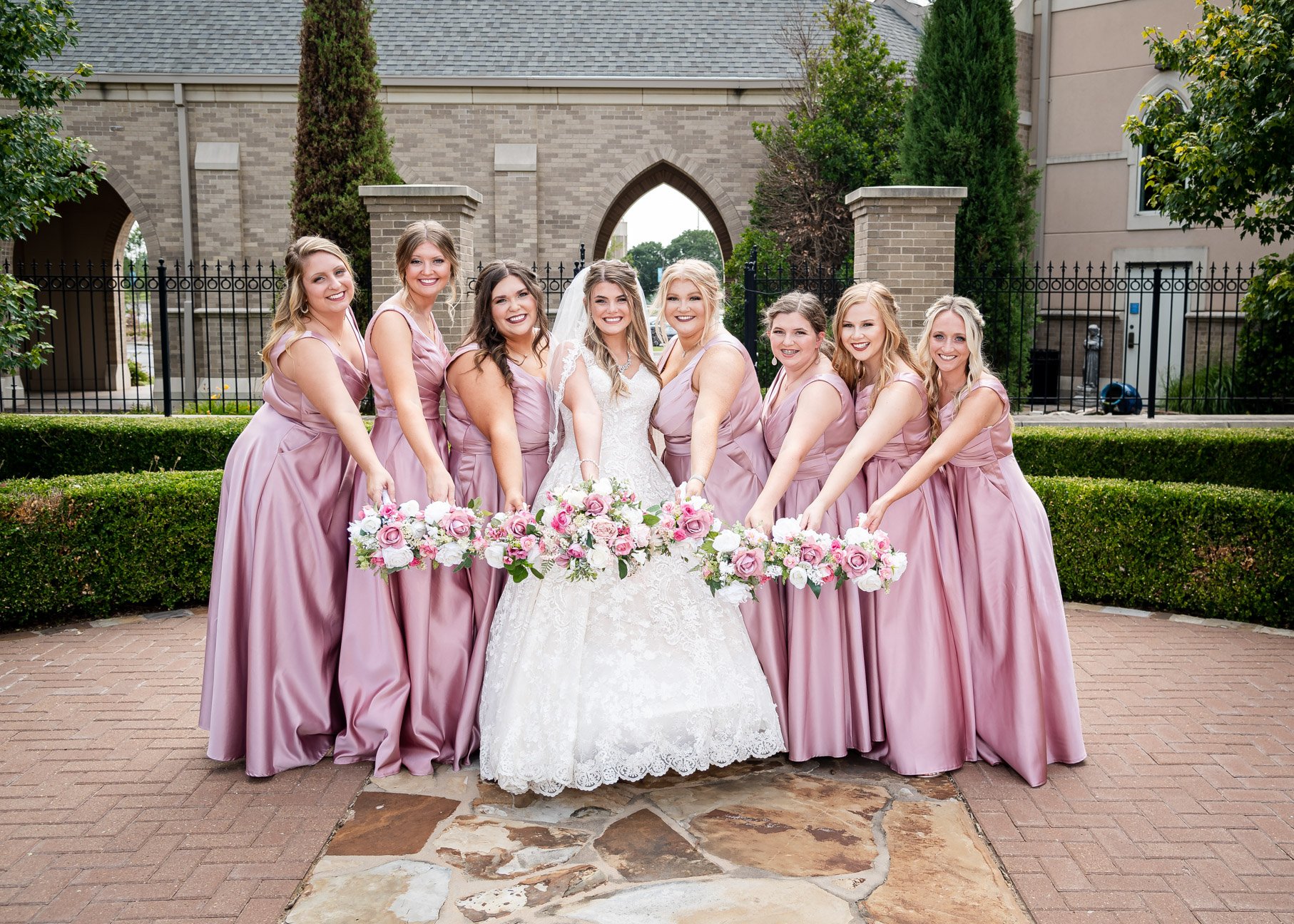 wedding-photographer-photography-okc-bride-bridesmaids-pink-dresses-chadandbriephotography.jpg