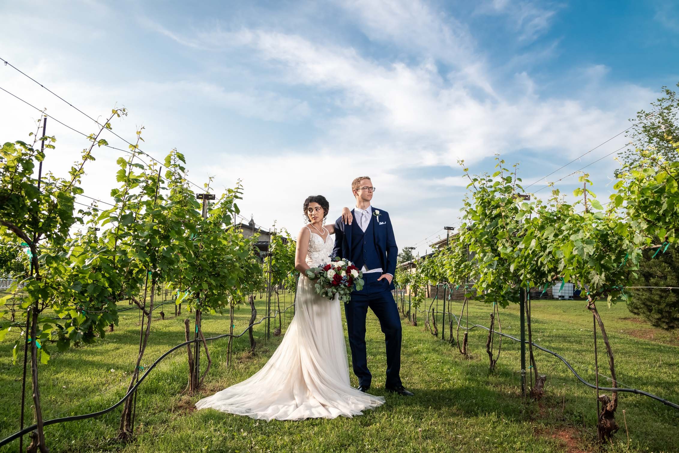 wedding-photographer-photography-okc-edmond-oklahoma-city-beautiful-bride-groom-clauren-ridge-vineyard-winery-chadandbriephotography.jpg
