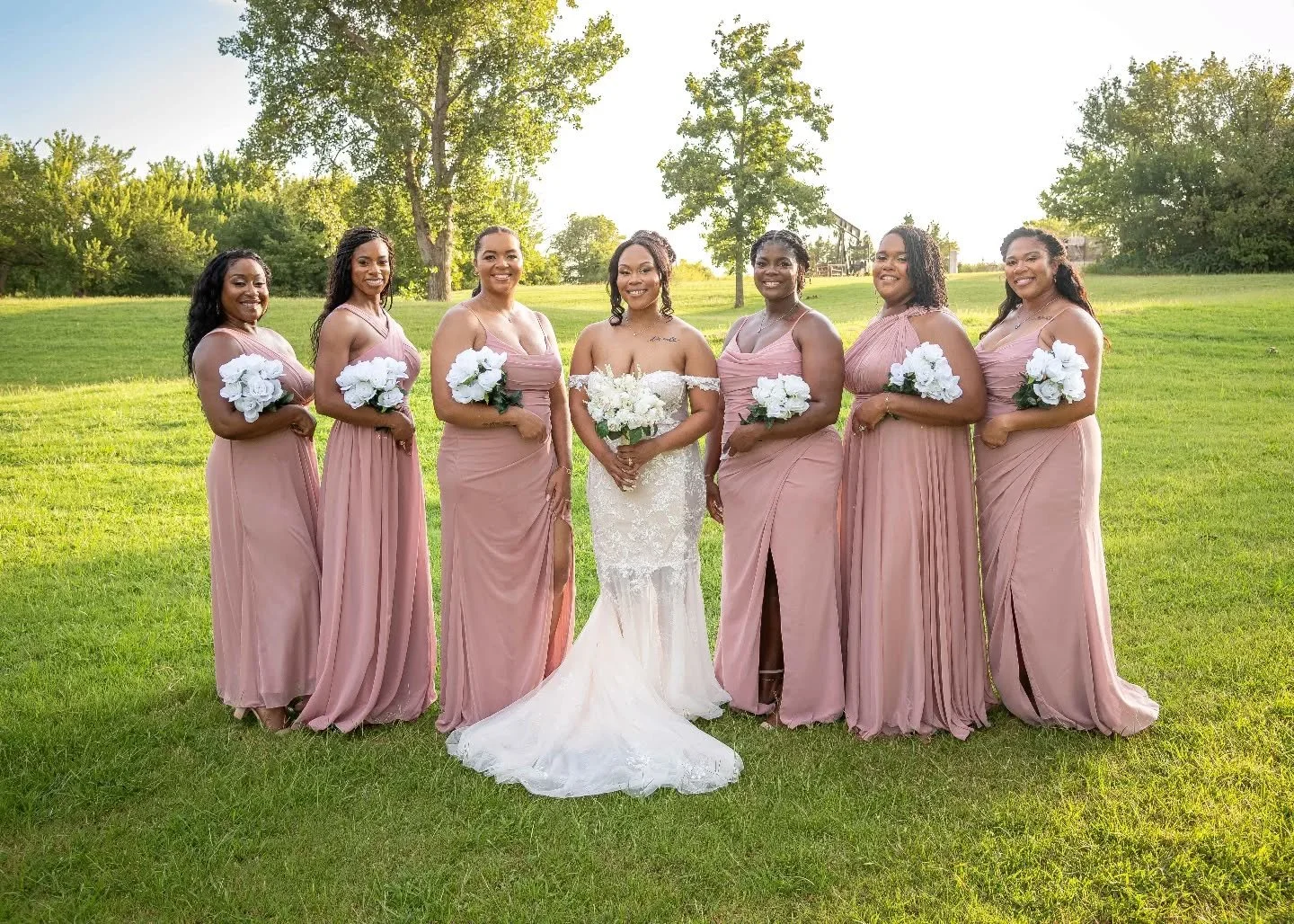 Her forever girls 🥰