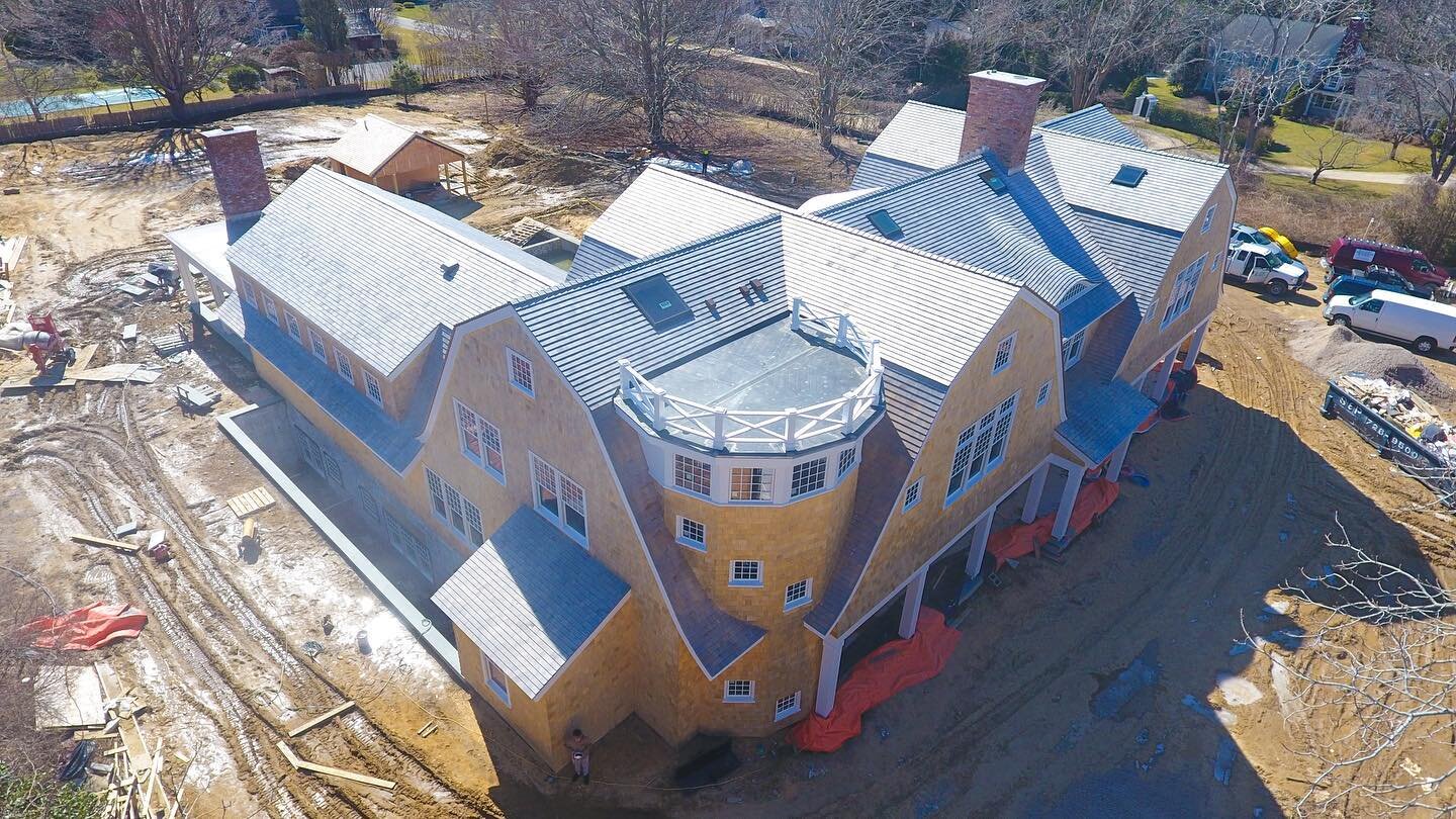 Should we do a before and after on this project ? 🤔 

.
.
.
.
.
.
.

.
.
.
.
.
.

. 
.
.
.
.
.
.
.
.

#thehamptons #cedarroof #cedar #construction #contractor #architecture #builders #building #hamptons #realestate #siding #wood #cedarwood #roofingc