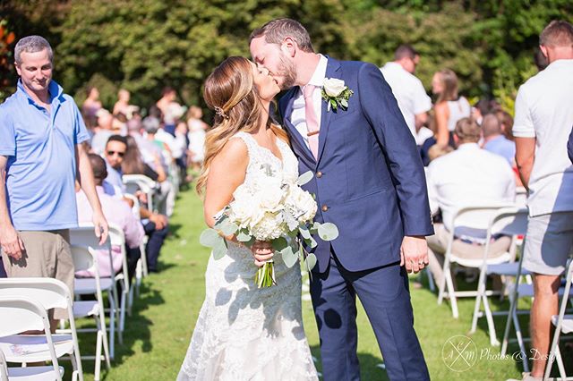 Happy 1 week anniversary to an amazing couple! We hope you have had a fabulous honeymoon! @ktem1229 @jbs0201 #weddingphotography #weddingphotographer #raleighphotographer #raleighweddingphotographer #happy1weekanniversary