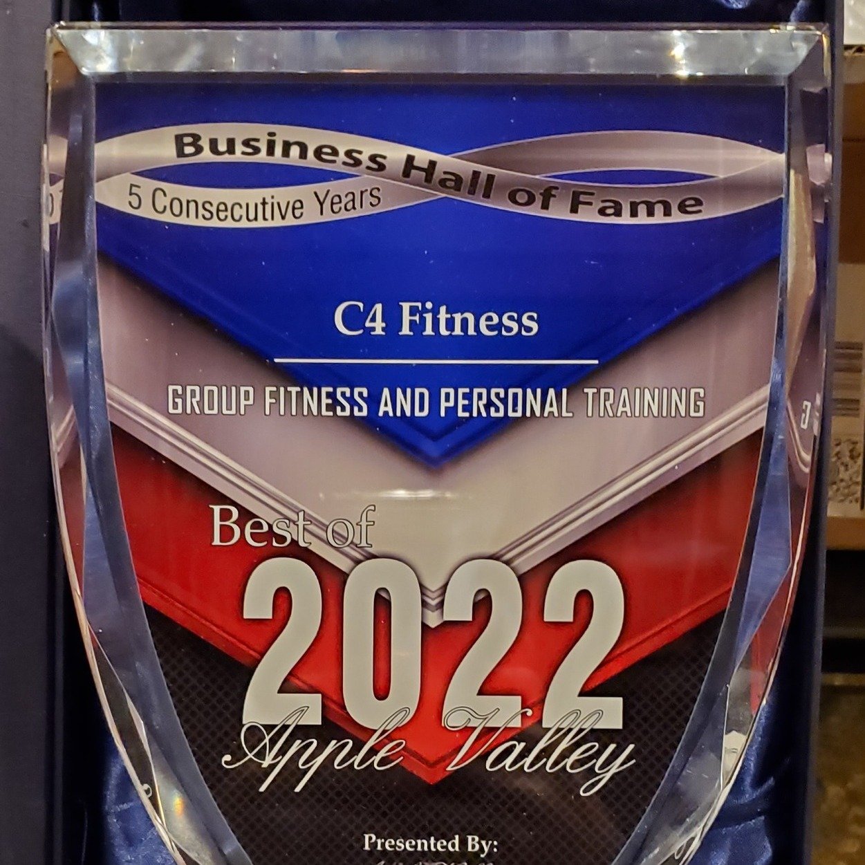 2022 award.jpg