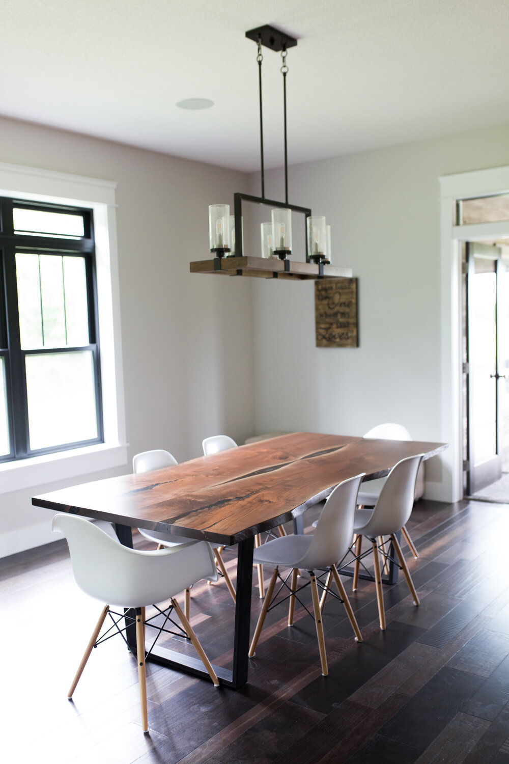 Corcoran Acacia Live Edge Dining Table With Black Victor Legs 84 Lowe S Canada