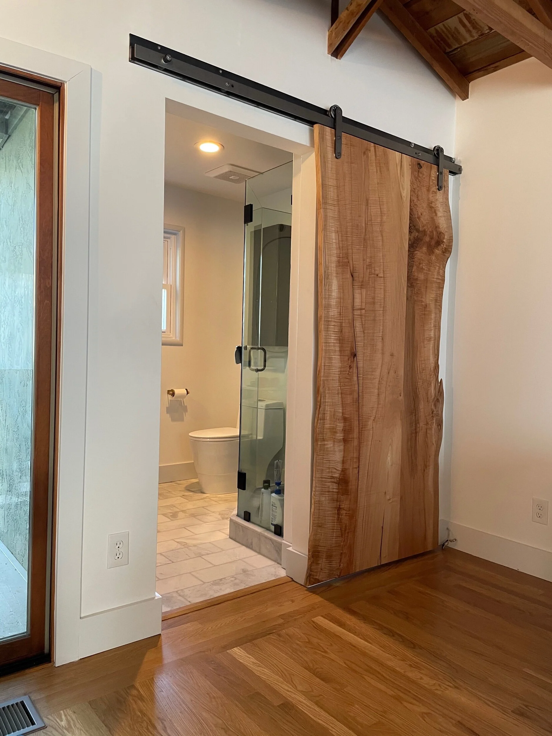 4F3BE8D5-82B3-4443-A9CF-437ED92FDD5F