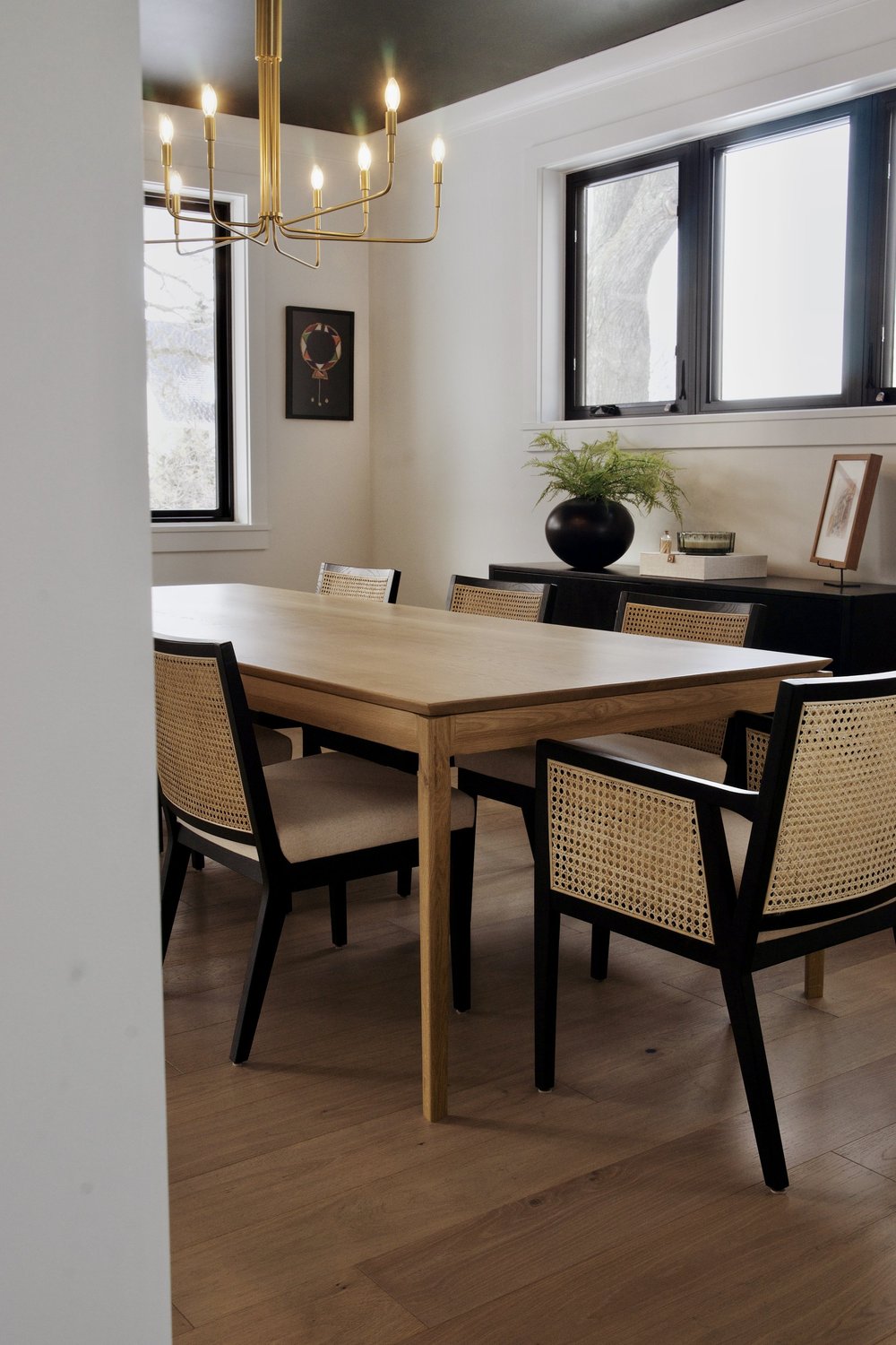 Oak Dining Room Tables And Chairs