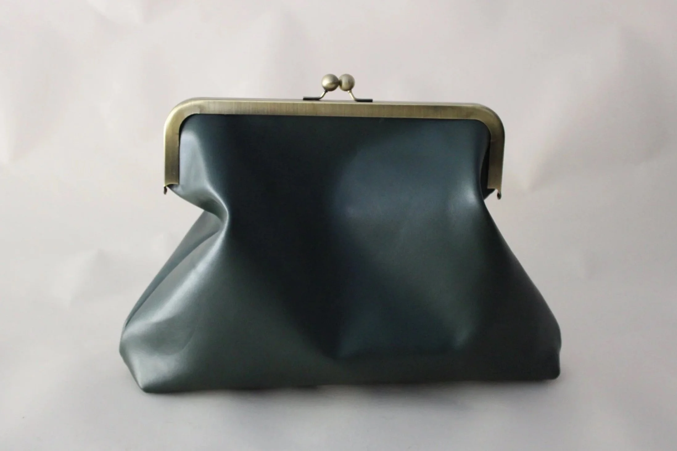 MEDIUM FOREST GREEN SMOOTH