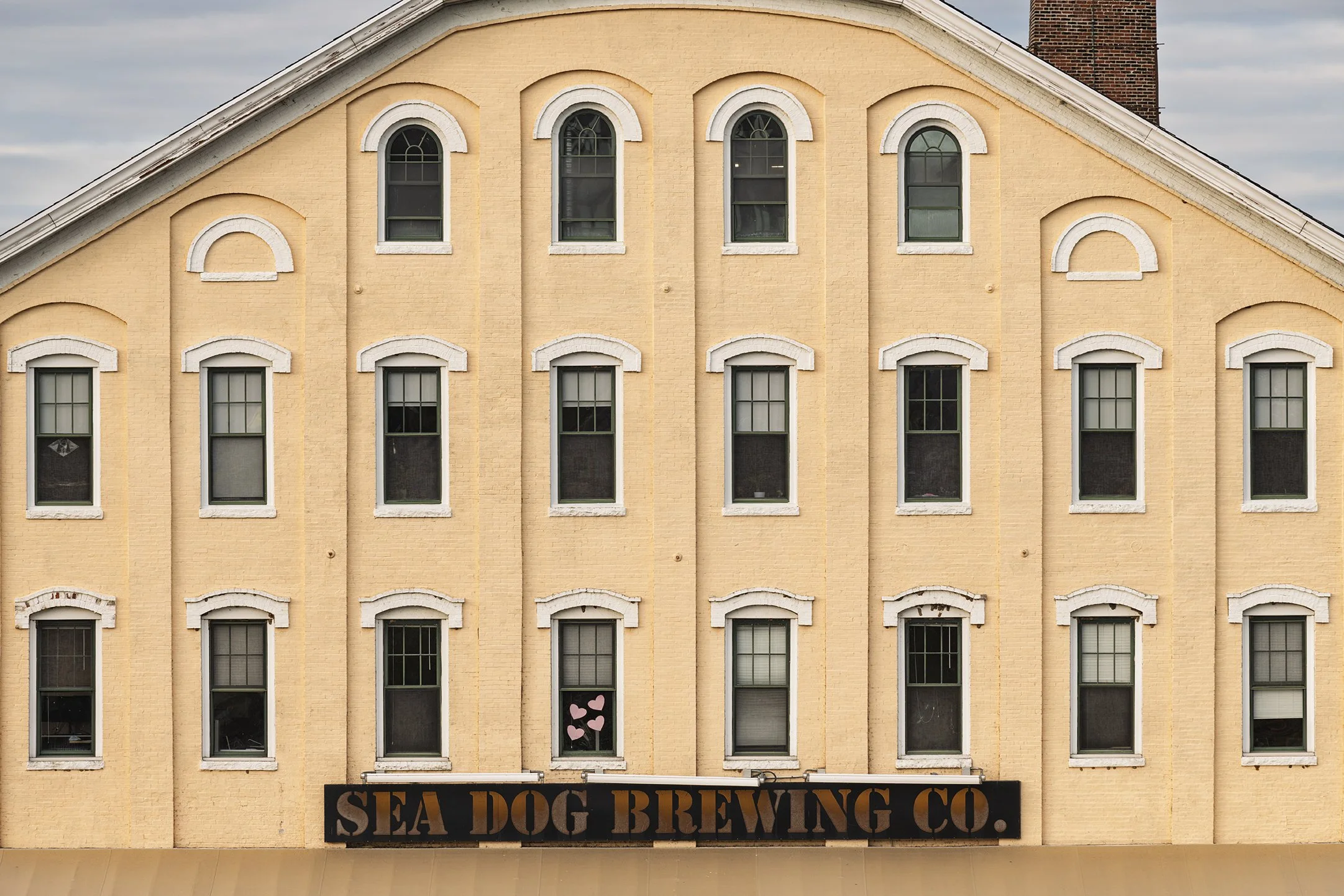 _8500235 JPEG 30x20.072 Adapt-Color Enhanced SR.01.jpg