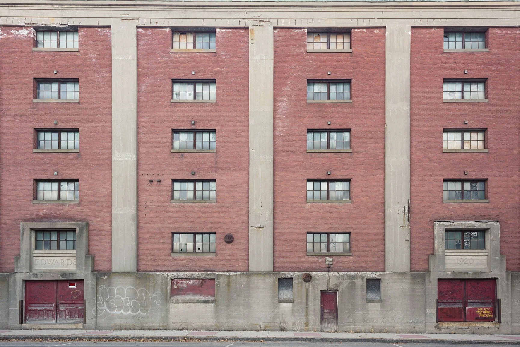 _DSC0105 24x16.08.072 LN06  Enhanced SR.01.jpg