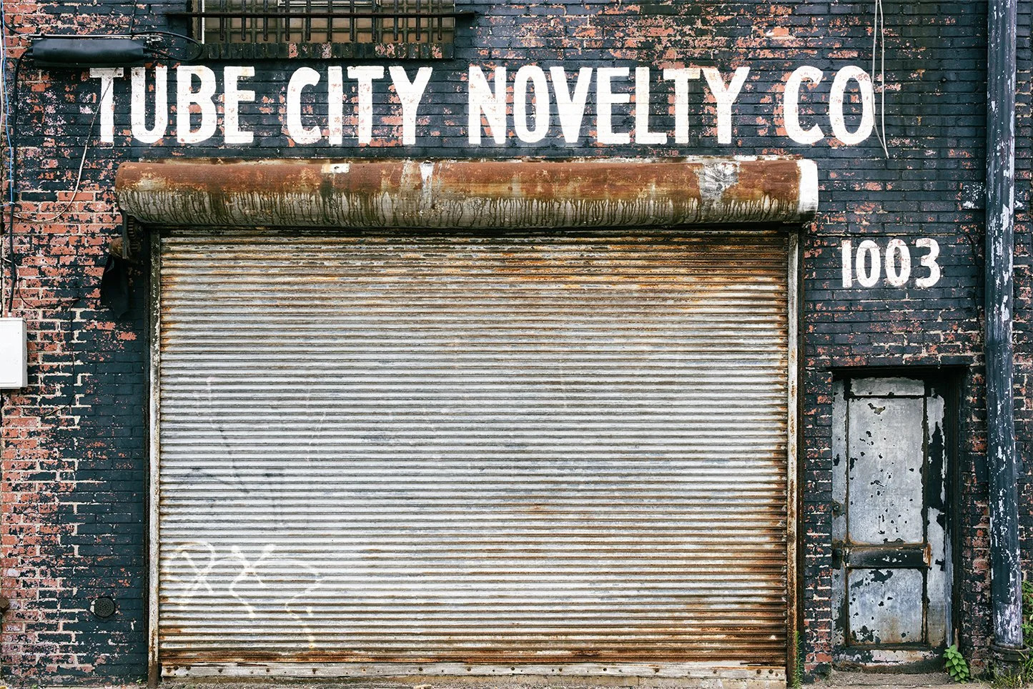 No.23  ----ACT.1---- Broken Windows  K.A. LEDUC.jpg