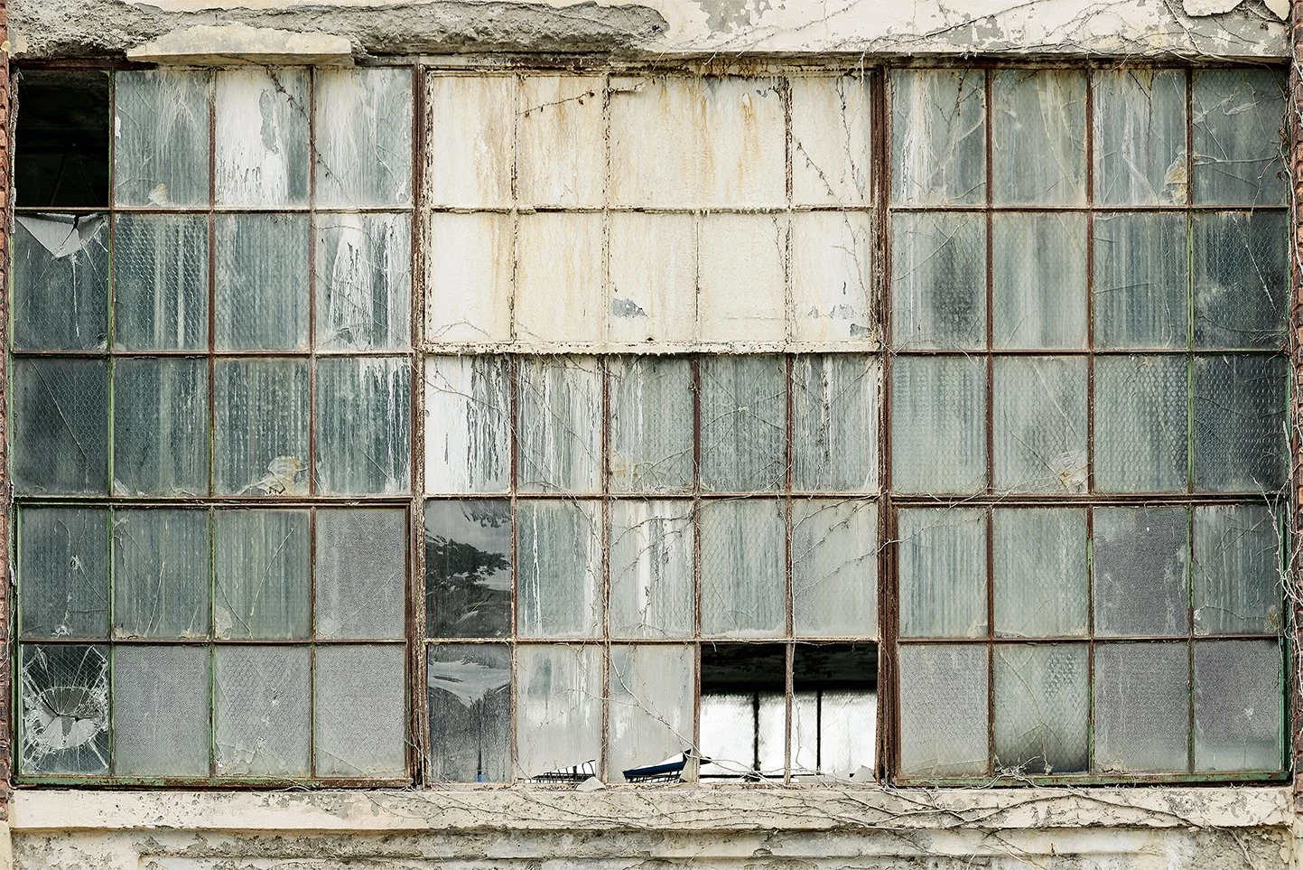 No.03  ----ACT.1---- Broken Windows  K.A. LEDUC.jpg