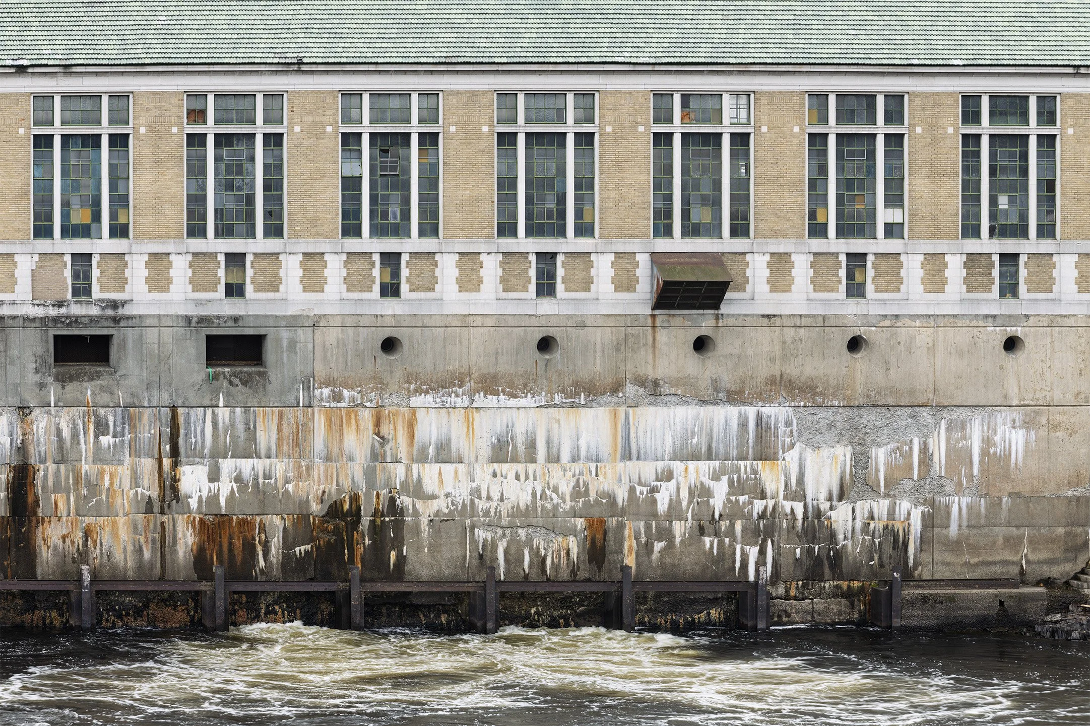 _8500009 JPEG 30x20.072 Auto-Color Enhanced SR.01.jpg