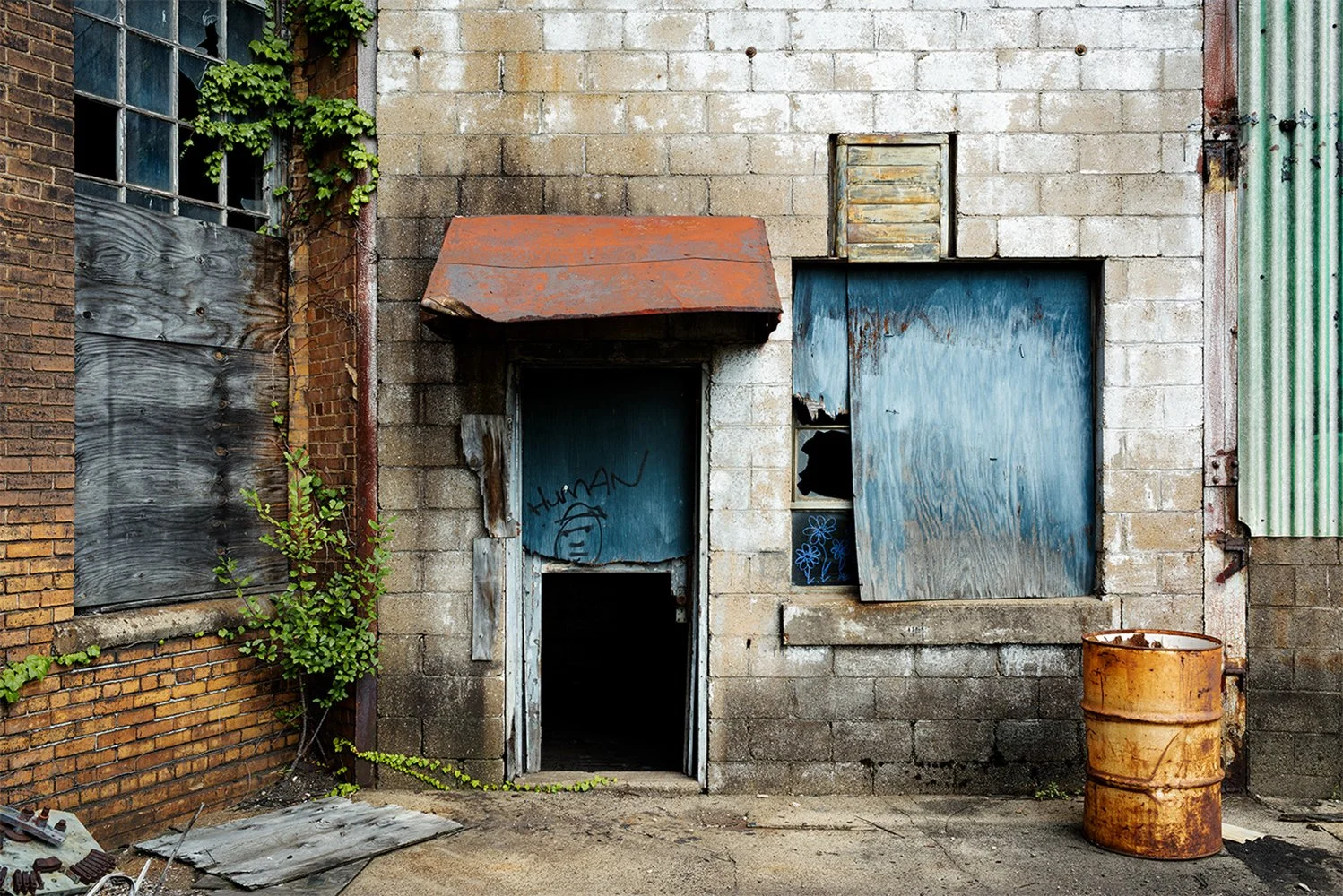 No.02  ----ACT.1---- Broken Windows  K.A. LEDUC.jpg