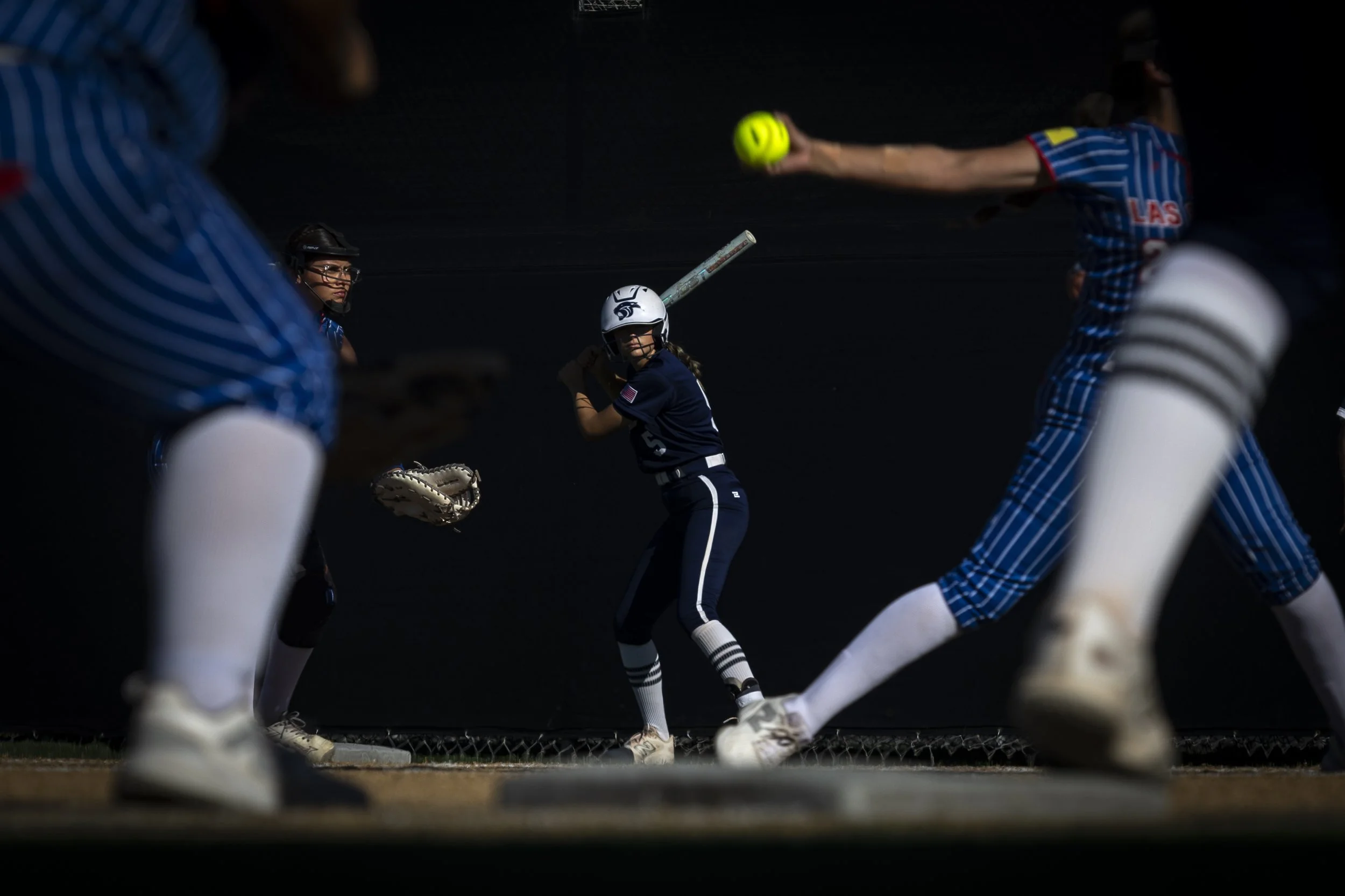  Piedra Vista’s Charlie Randolph warms up in the batter’s box before during a game against Las Cruses at Cleveland High School in Rio Rancho on May 14, 2026. 