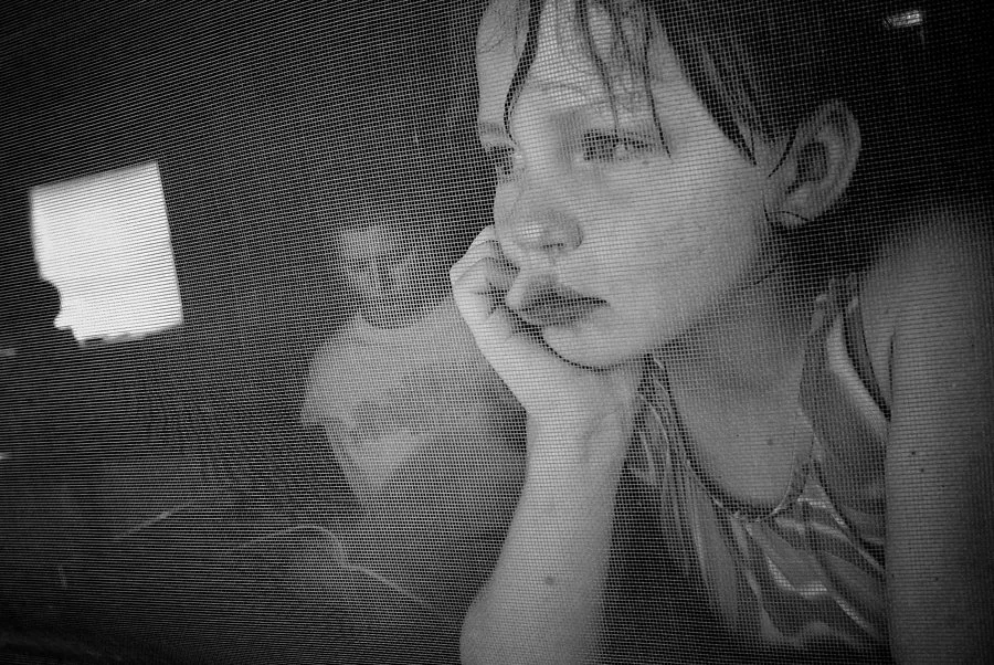  Abigail Palmer with her mother. 2004 