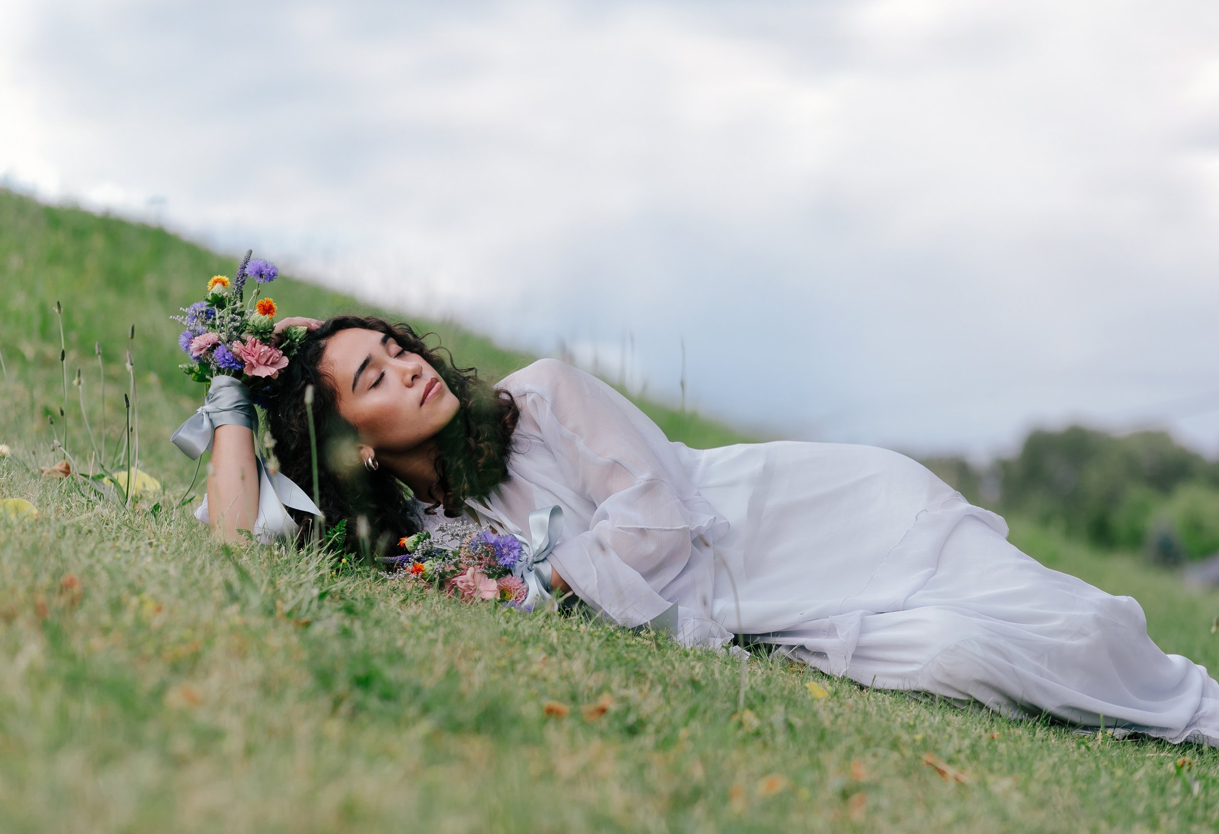 Florals: Lisa Glover Floral Design, Model: Anayah