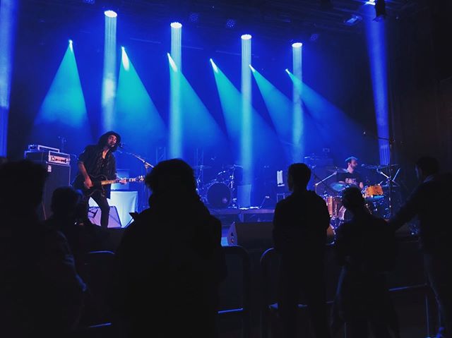 Making noise with @tao_drums 🥁
photos by
📸 yan nyso 📸 @christophegirardberthet 📸 @benjamingenet .
.
#labatteriedeguyancourt 
#guyancourt #music #live #musicien #musician #paris #yvelines #rock #pop  #concert #live
this night we were opening for @