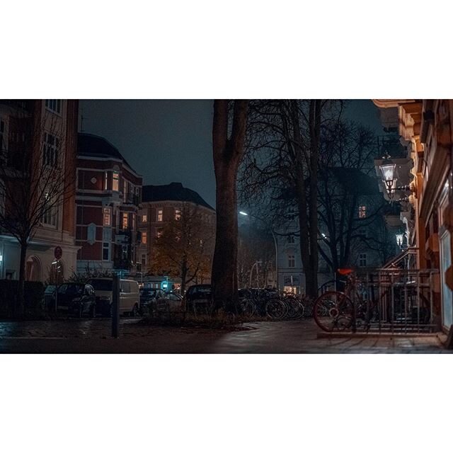 .
.
.
.
.
#photography #nightphotography #hamburg #eimsb&uuml;ttel #streetphotography #street #night #welovehh