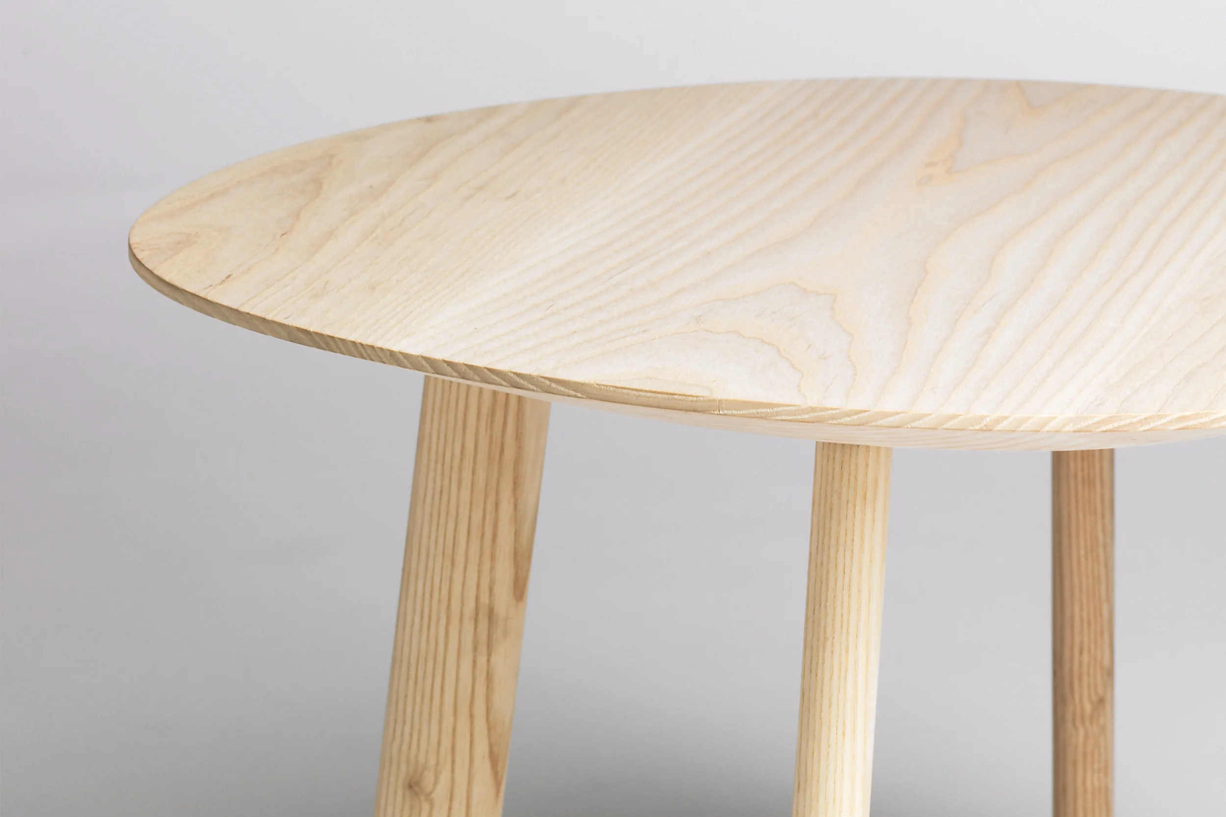 Morris coffee table model 6 in ash