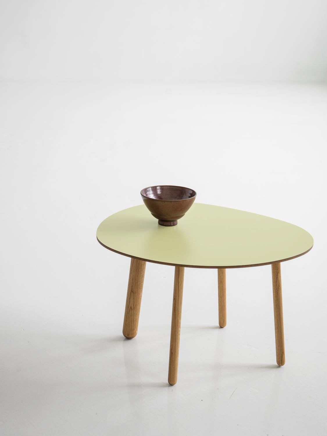 Model 1 matte Pale green