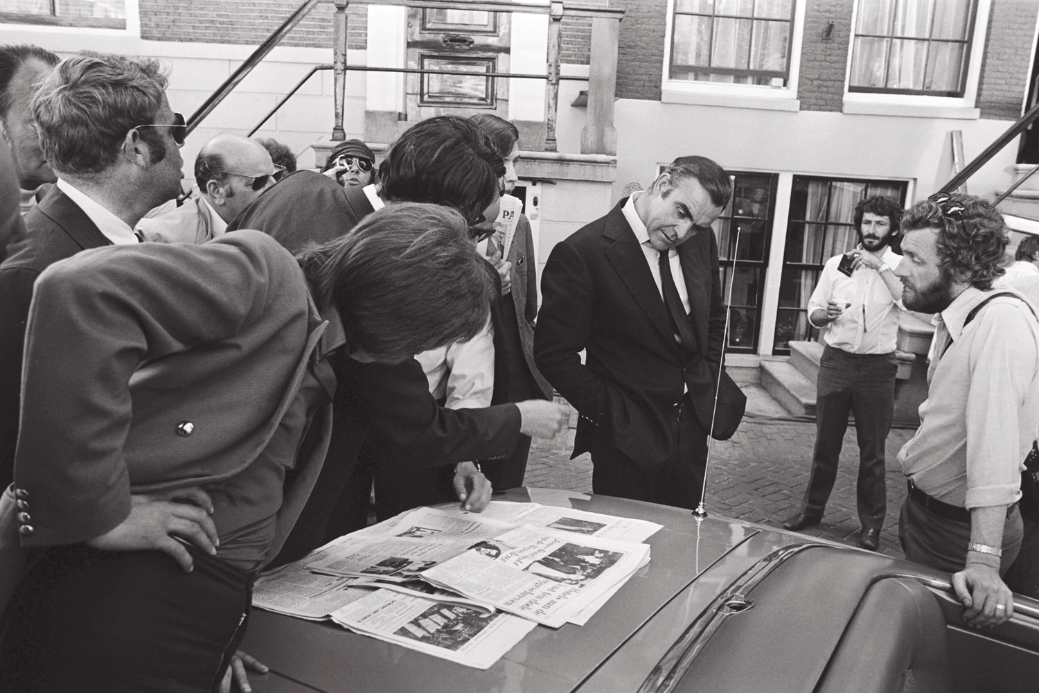 M16_SA_Sean-Connery-1964.jpg