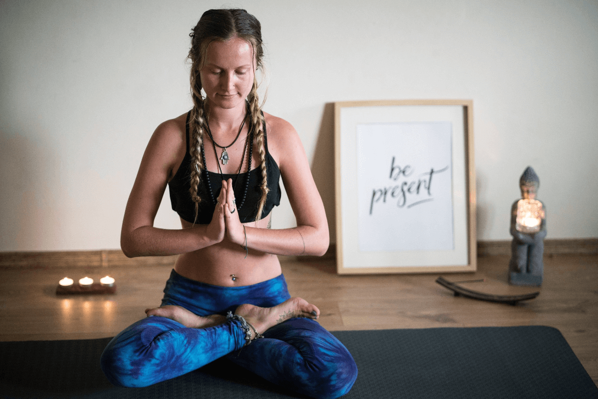 weekend-yoga-digital-detox-retreats.png