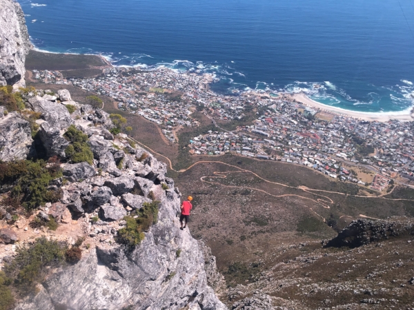 There are a two ways to get to the top of Table Top mountain - we chose the gondola.