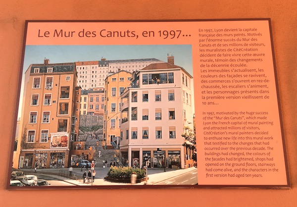 Click on the link above to learn about these amazing murals around Lyon. This one is is massive!
