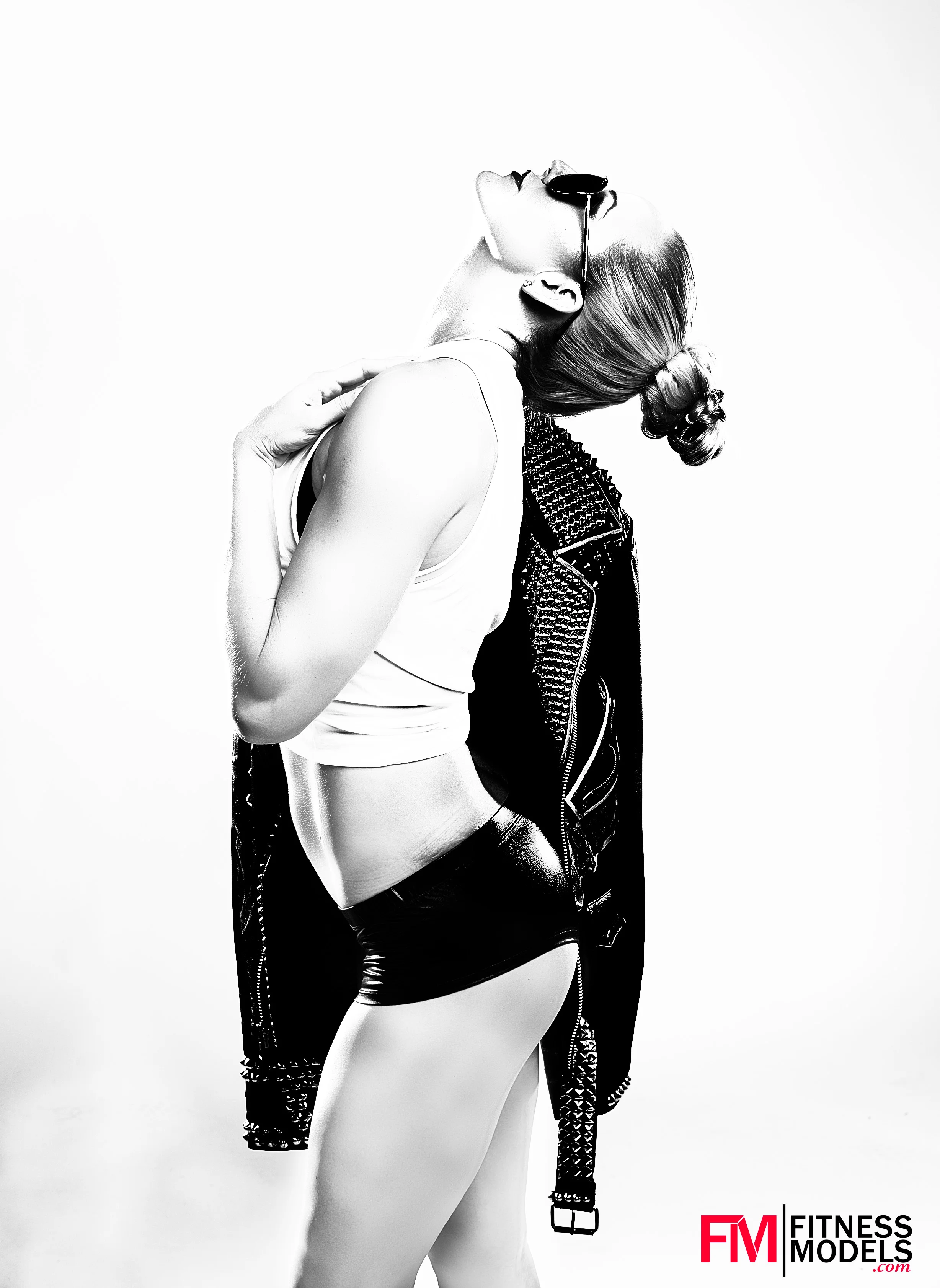Amanda_40_bw_high_contrast.jpg