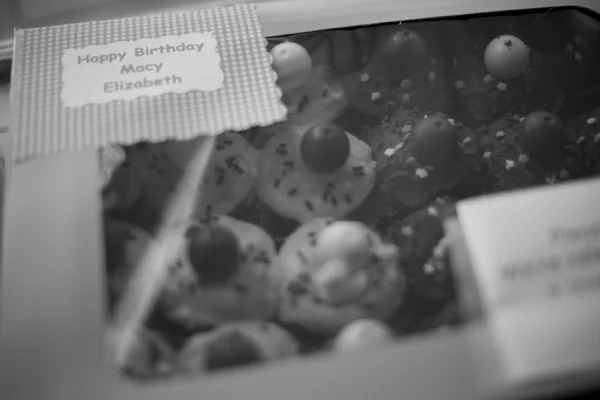 My sister baked these cupcakes for the day of Macy's actual birth so we could celebrate her birthday with her and the lovely hospital staff at St. Joseph's.