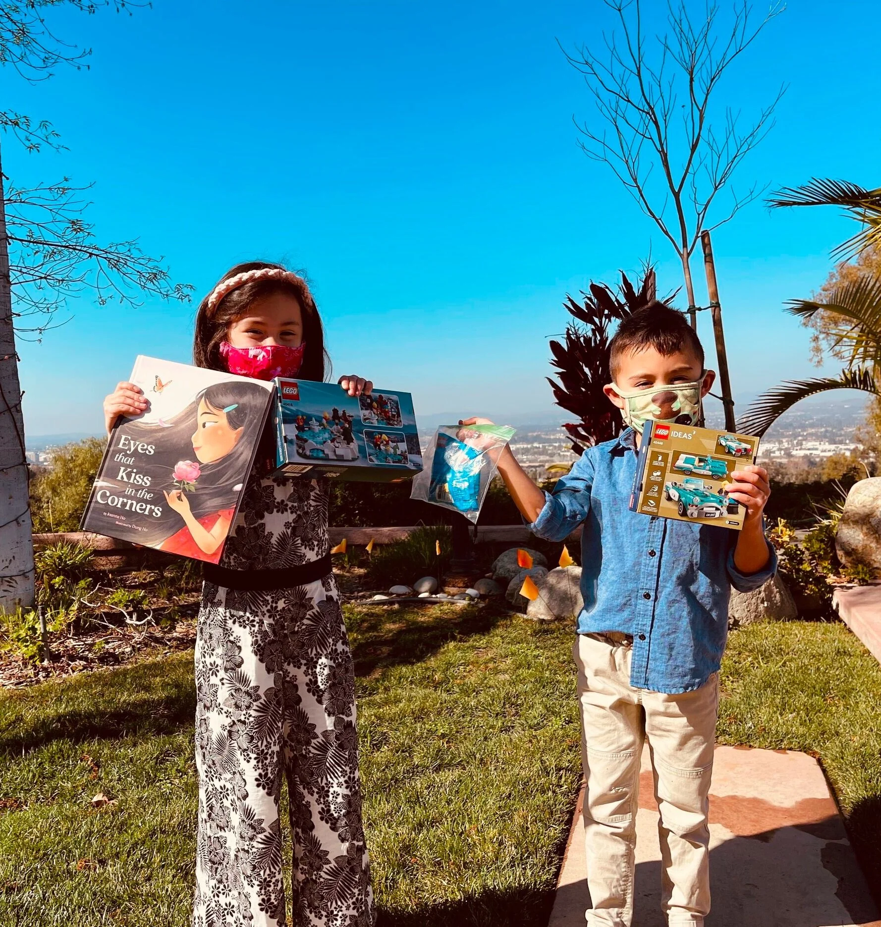 Eyes That Kiss in the Corners