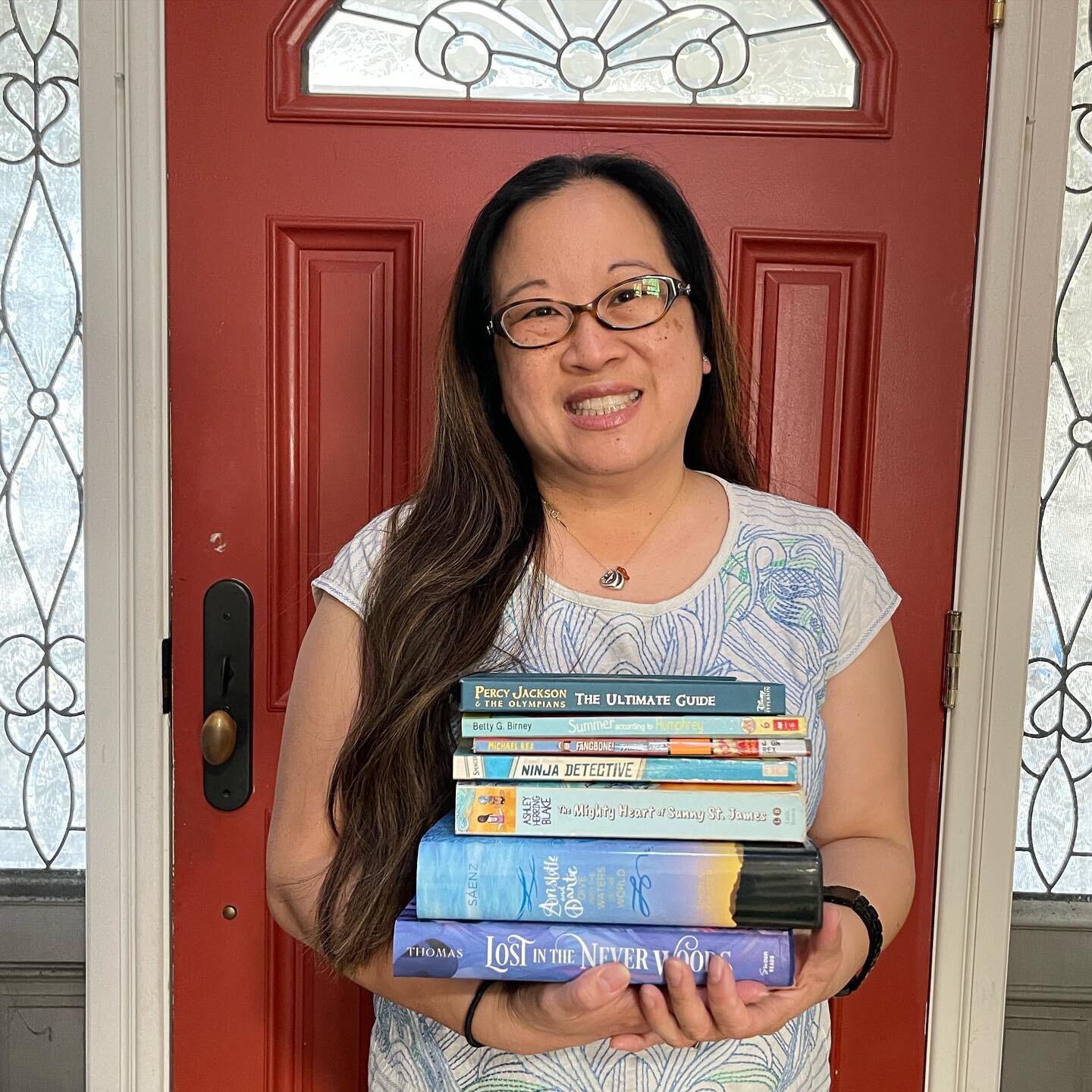 My bookstack and me dressed in blue for World Autism Day 

#drbookworm #bookstack #autism #autismawareness #raiseareader