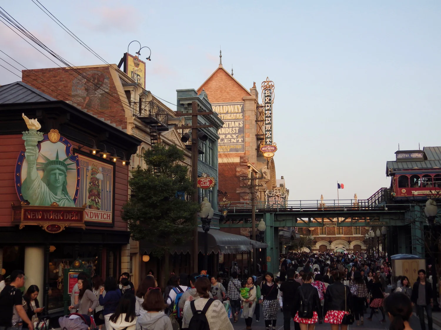 American_Waterfront_031_3x4.jpg