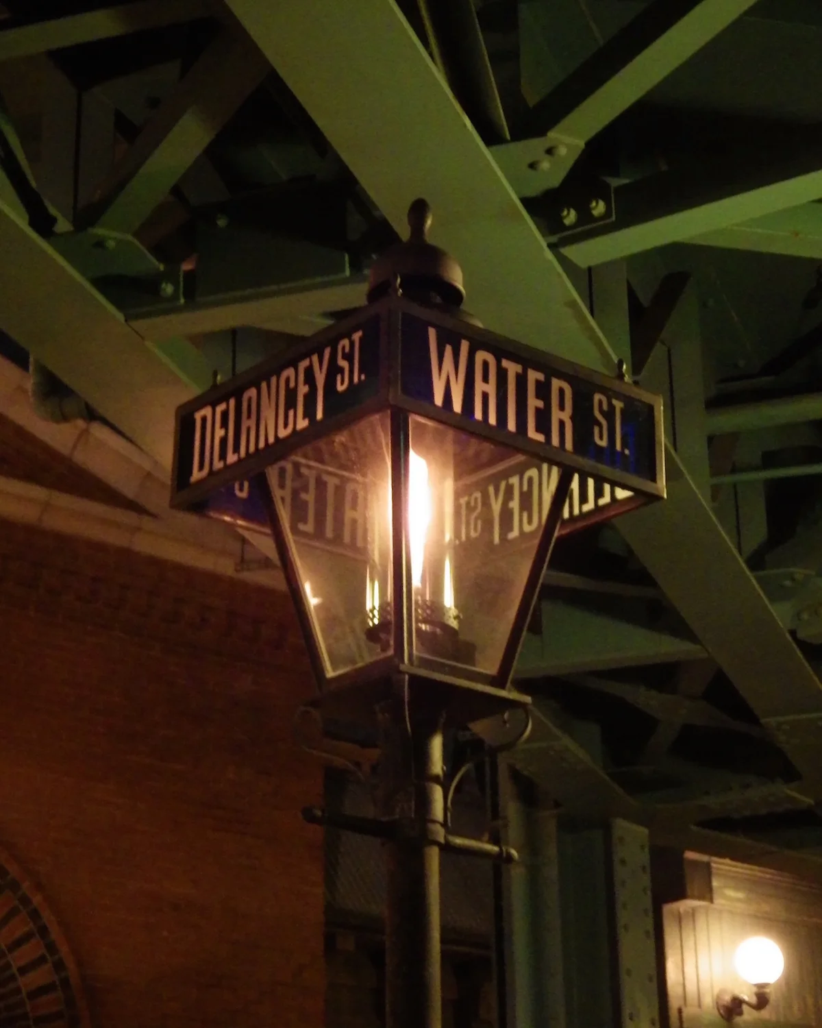 American_Waterfront_038_20x25.jpg