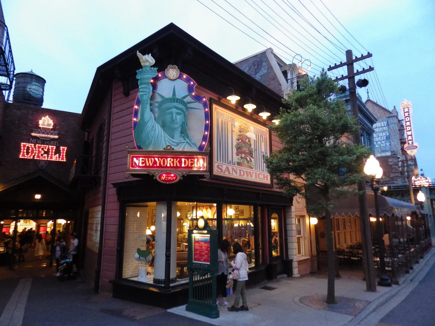 American_Waterfront_138_3x4.jpg