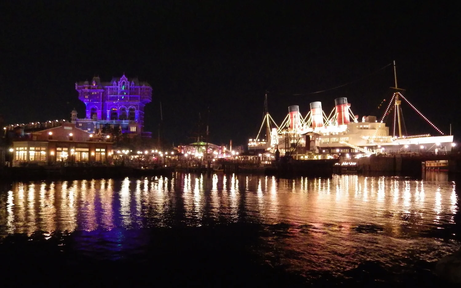 American_Waterfront_145_5x8.jpg