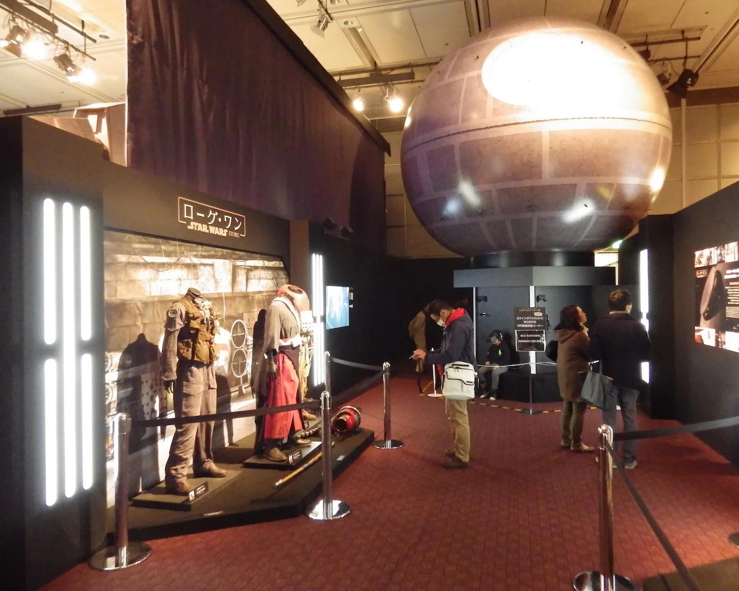 Shiodome_Star_Wars_094_20x25.jpg