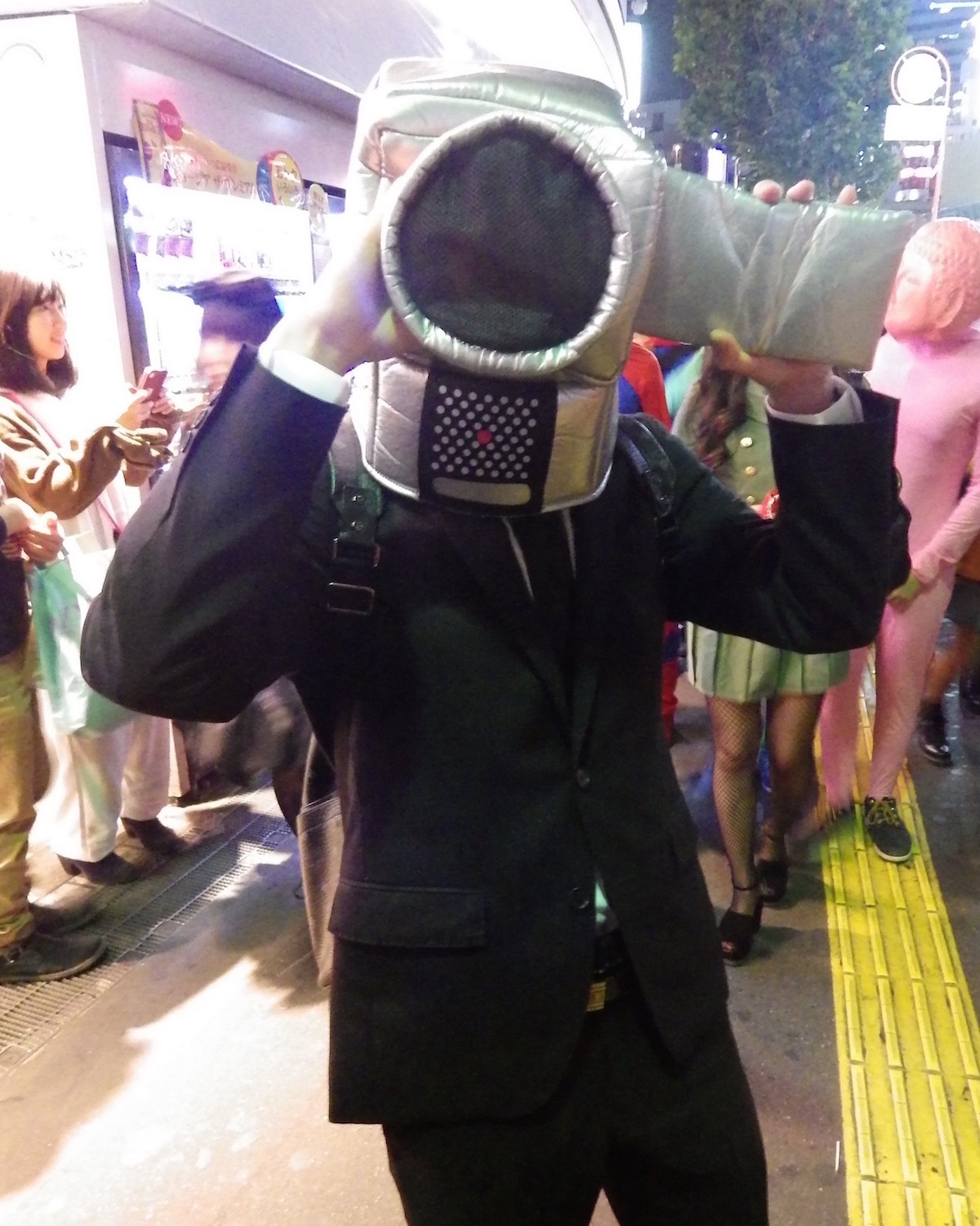Shibuya cosplayer dressed as Eiga Dorobou on Halloween Night 2015.