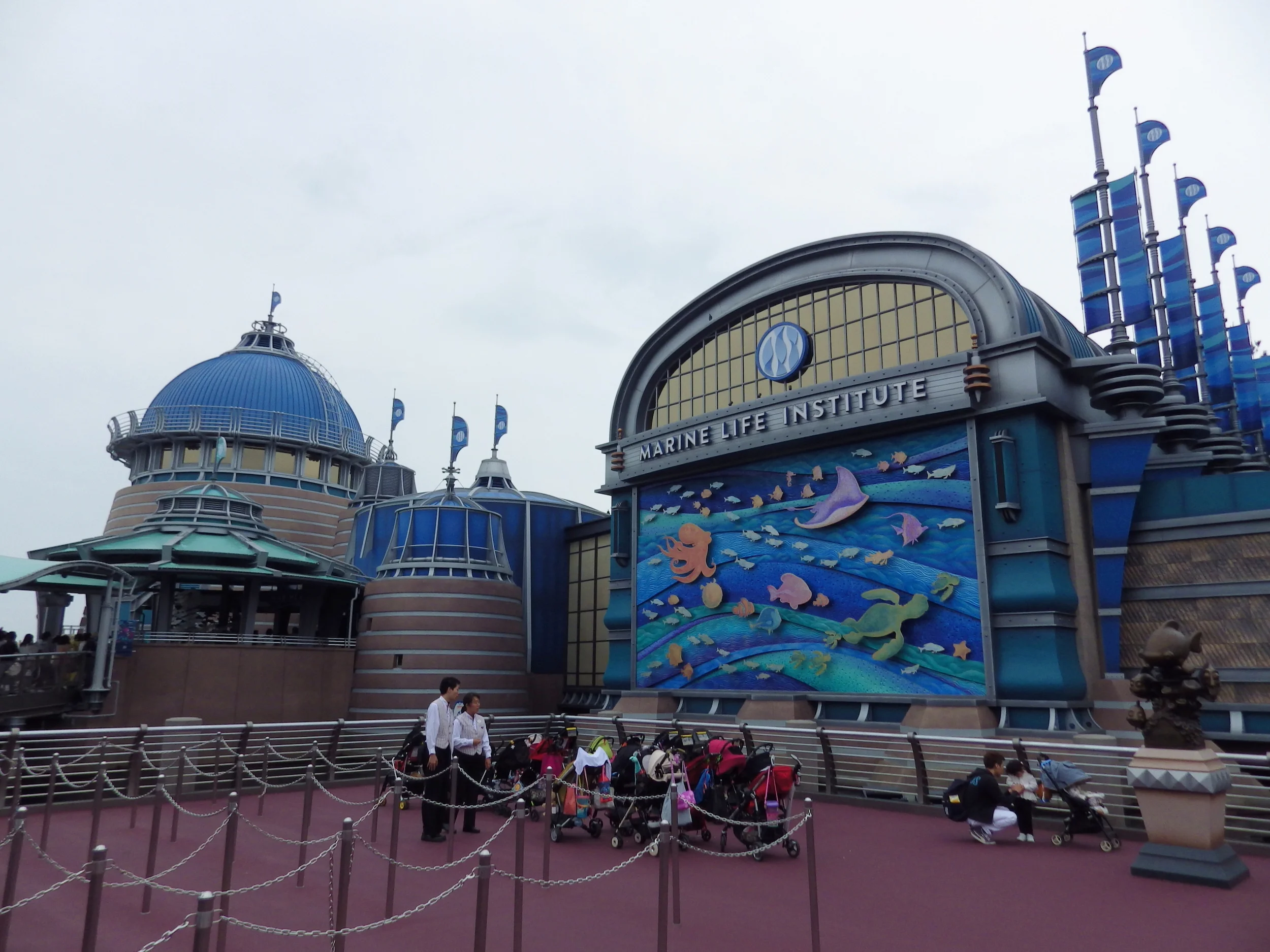 DisneySea-SeaRider-009-3x4.jpg