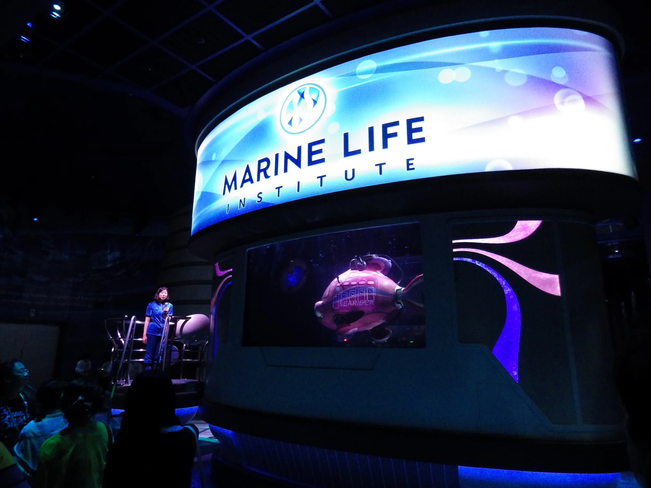 DisneySea-SeaRider-017-3x4.jpg