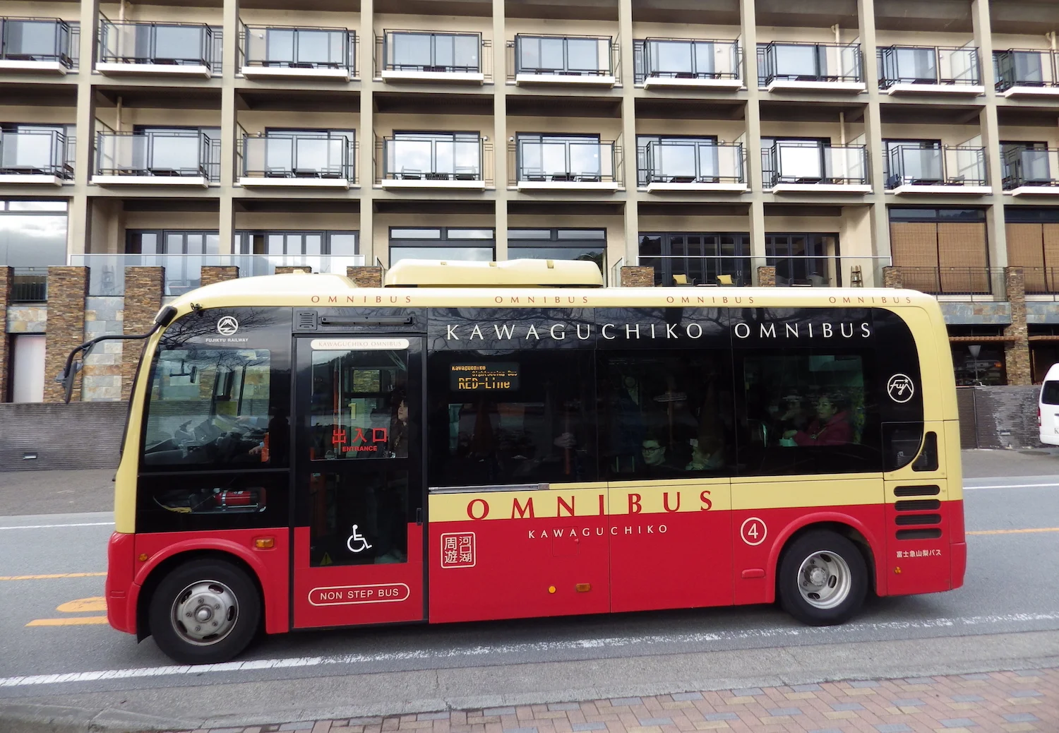 Omni-Bus.jpg