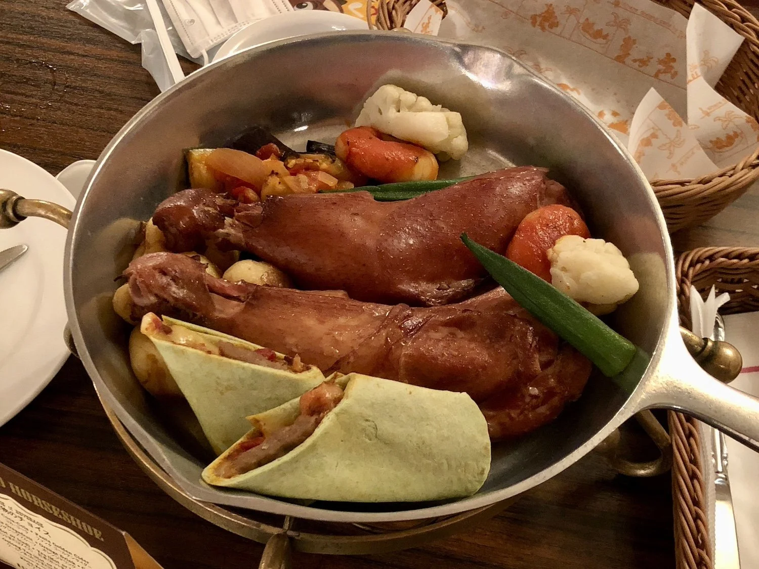 The-Diamond-Horseshoe-Round-Up-Food-2019.jpeg