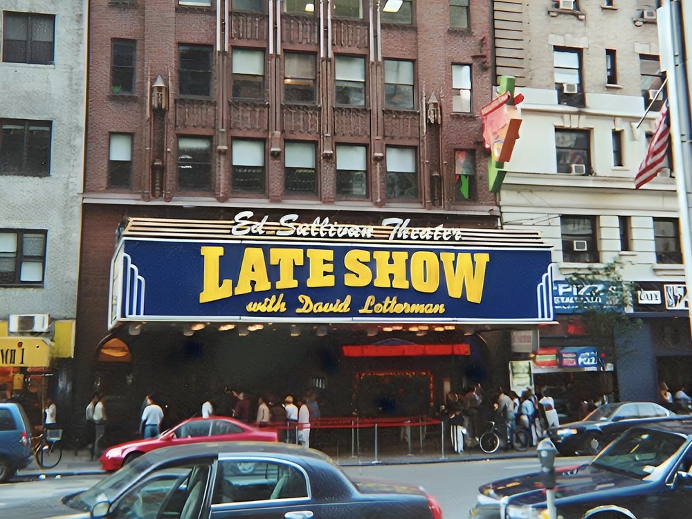 New-York-City-The-Ed-Sullivan-Theater-Late-Show-with-David-Letterman-Sign.jpg