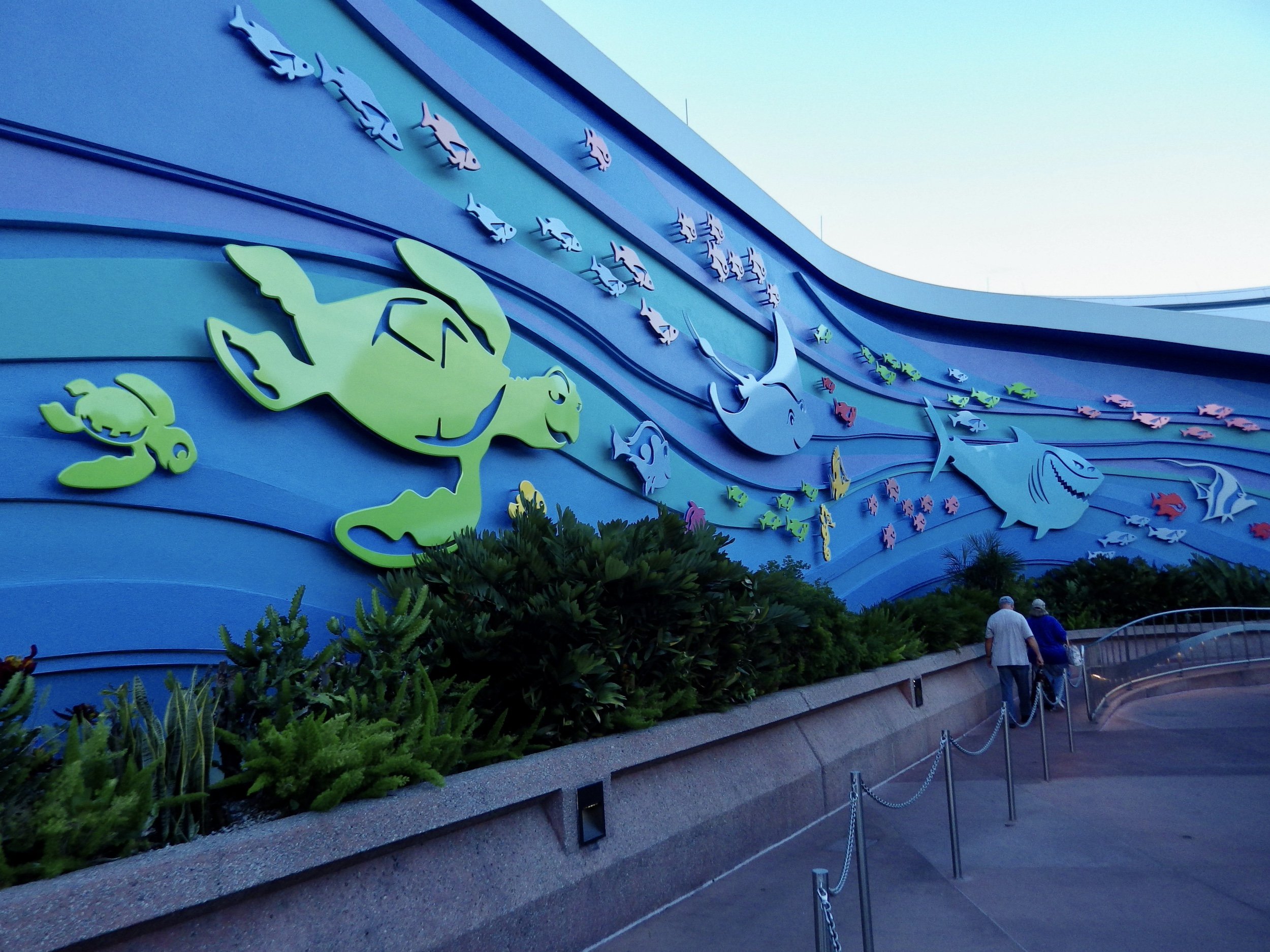 Future-World-05-The-Seas-With-Nemo-and-Friends.jpg