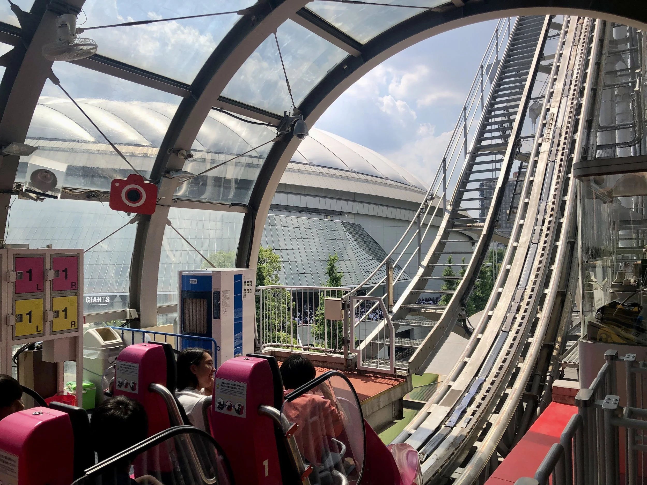 Tokyo-Dome-City-035-Thunder-Dolphin-Roller-Coaster.jpeg