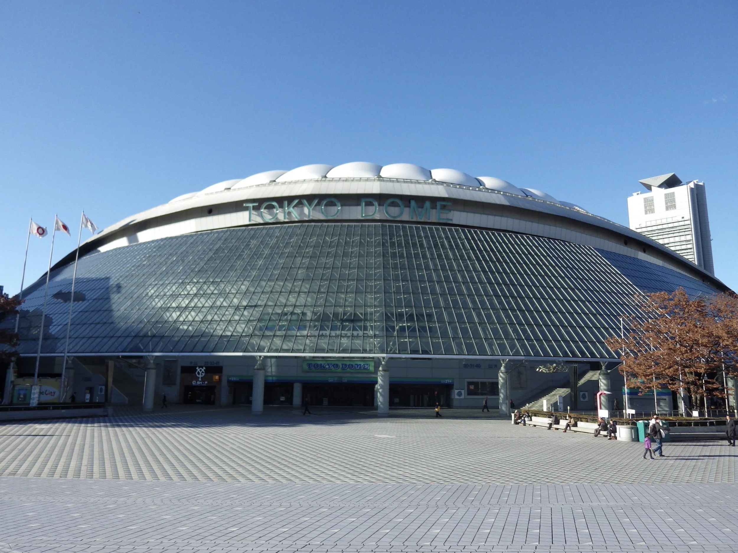 Tokyo-Dome-City-054-Big-Egg.jpg
