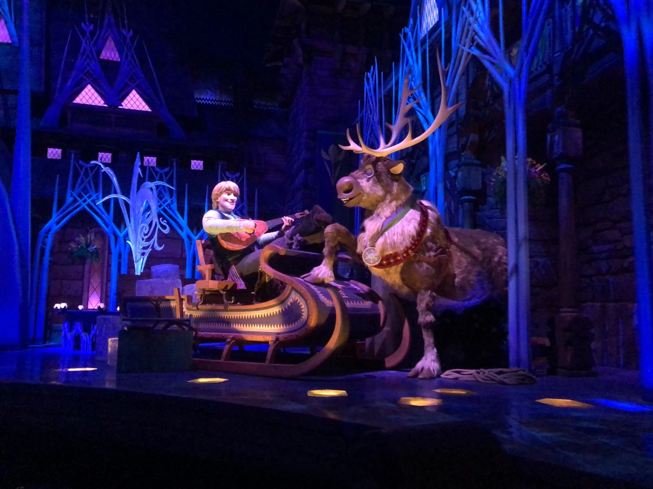 Fantasy-Springs-023-Anna-and-Elsa's-Frozen-Journey.jpg